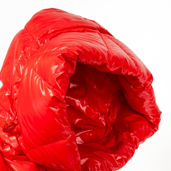 Moncler Etival Red Quilted Hooded Down Jacket - Picture 10 of 16